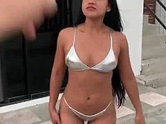 Porno 18-year-old gets kinky in her swimsuit