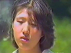 Vintage japonský porno film představuje horkou a horkou scénu