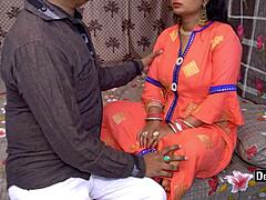 Индийскую секс-богиню грубо трахают на ее годовщину свадьбы с хинди-аудио