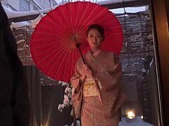 Οι αισθησιακές δεξιότητες του Reinas Blowjob εμφανίζονται πλήρως σε αυτό το ιαπωνικό βίντεο