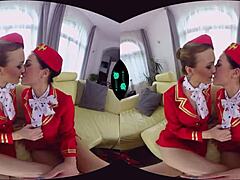 Virtuális valóság az izgatott légiutas-kísérőkkel