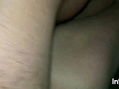 Video buatan sendiri dari seorang gadis India panas yang mendapatkan creampie dari pacarnya