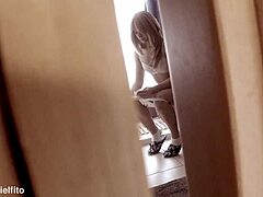 Amateur video captures stepdaughter peeing in toilet and masturbating